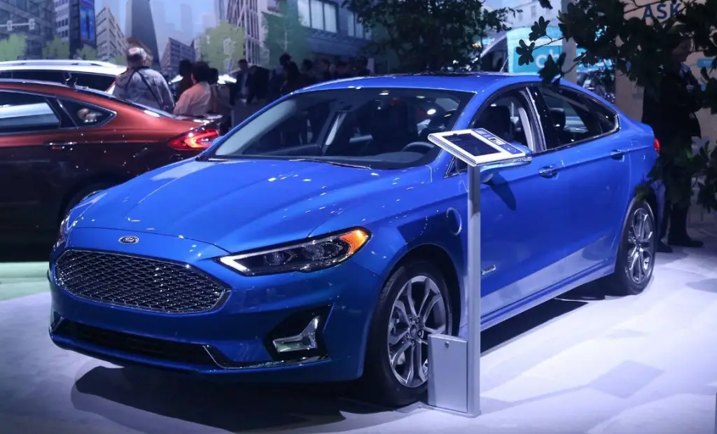 Ford Fusion 2019 marcas de carros híbridos