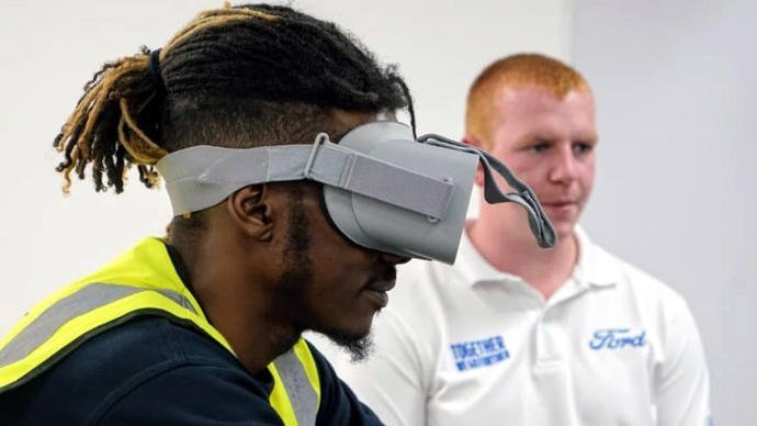 Ford recurre a la realidad virtual para mejorar la seguridad de los ciclistas