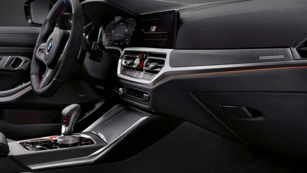 Los nuevos BMW M3 y M4 Competition Coup 2021 reciben los accesorios M Performance