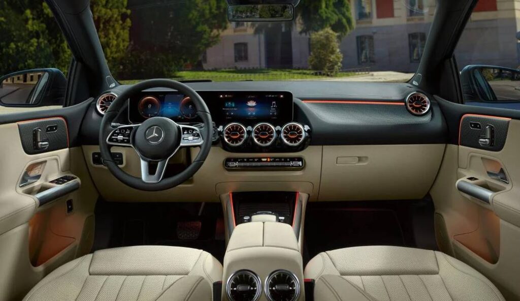 Mercedes-Benz Clase B - Interior